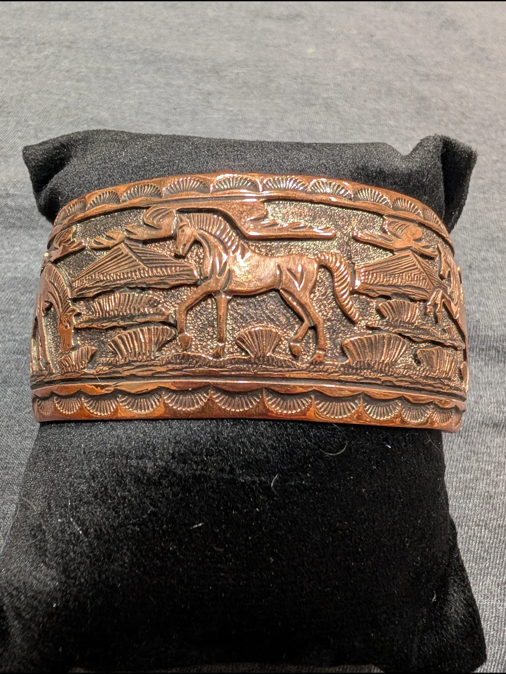 Men's Copper Horse Story Teller Cuff Bracelet - Navajo Made